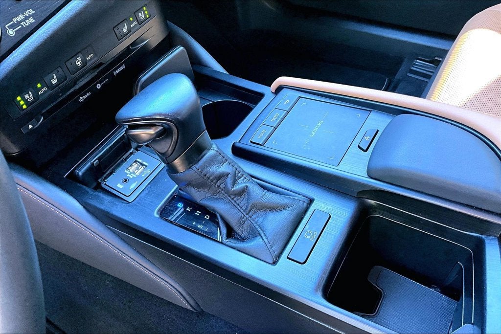 2022 Lexus ES 350