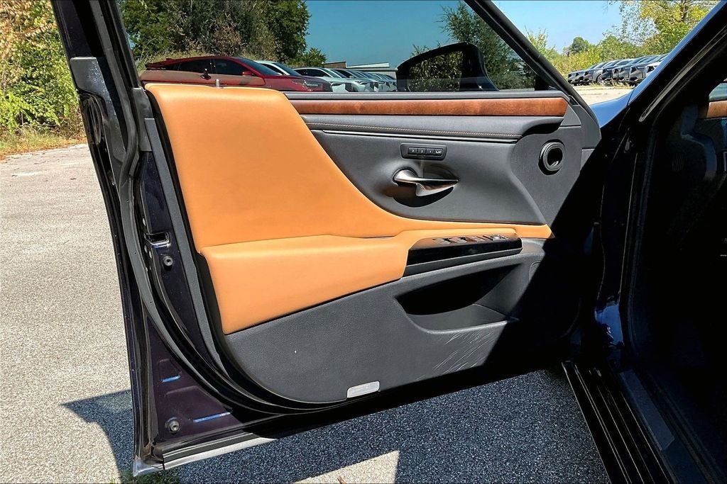 2022 Lexus ES 350