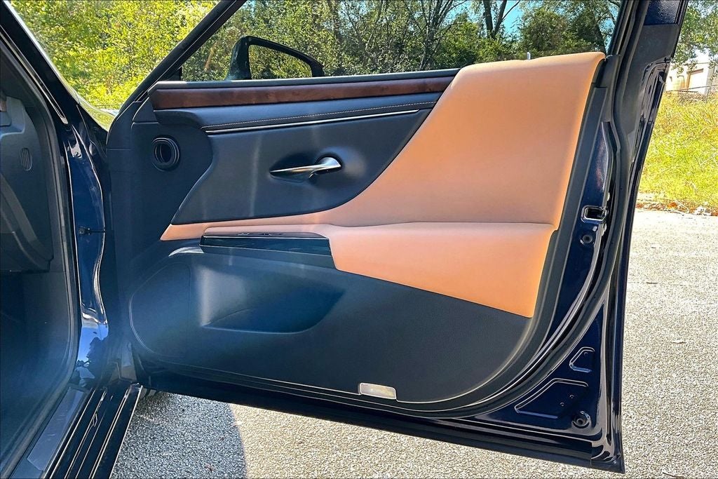 2022 Lexus ES 350