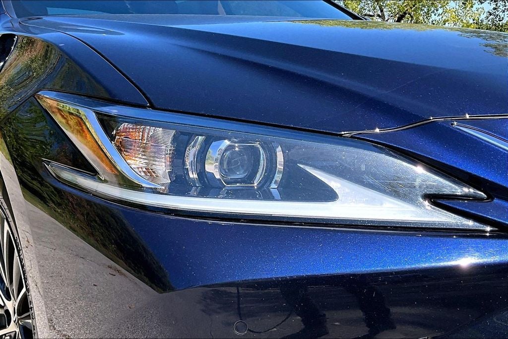 2022 Lexus ES 350