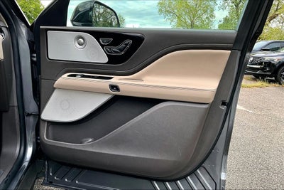 2022 Lincoln Aviator Reserve Premium