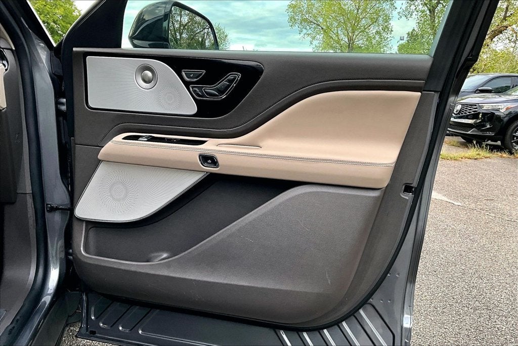 2022 Lincoln Aviator Reserve Premium