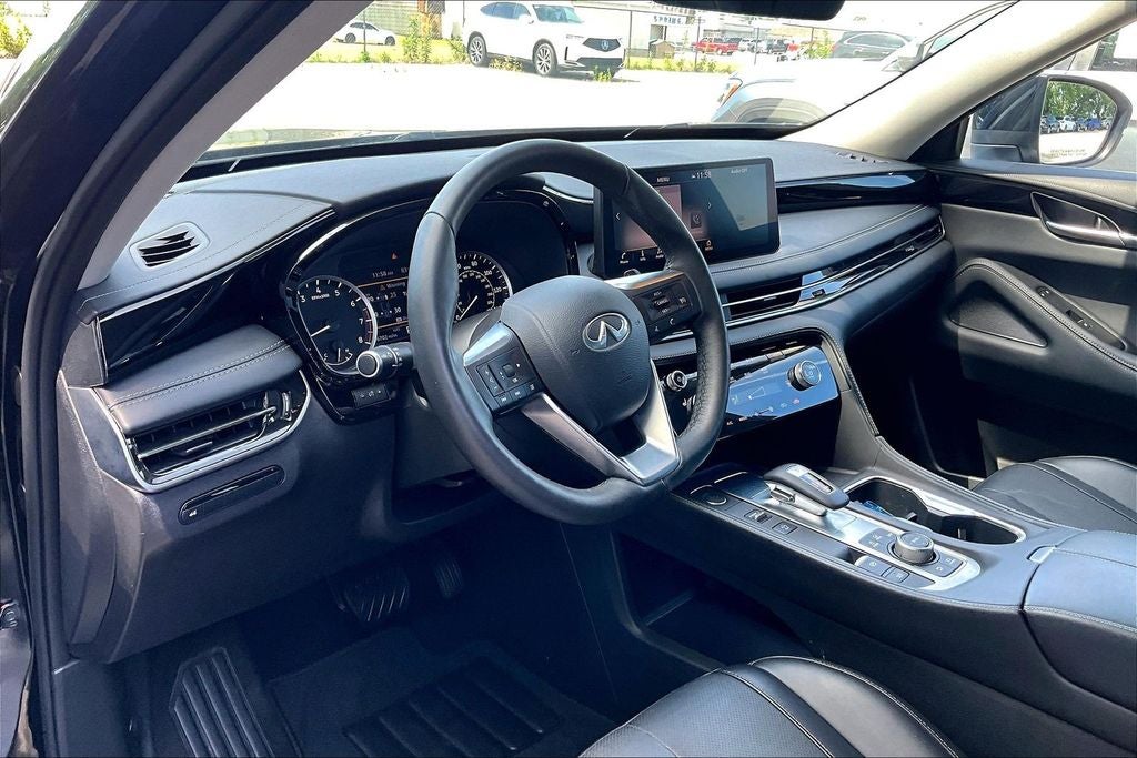 2023 INFINITI QX60 PURE