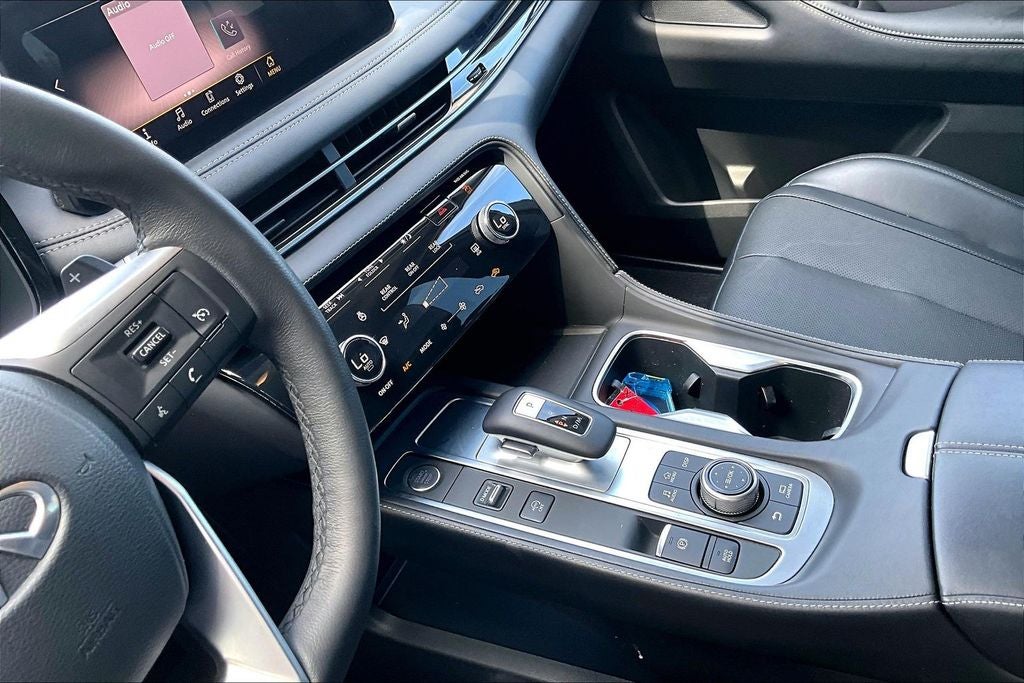 2023 INFINITI QX60 PURE