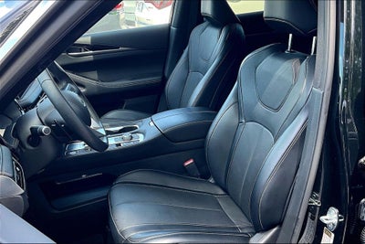 2023 INFINITI QX60 PURE