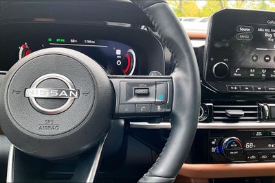 2023 Nissan Pathfinder Platinum