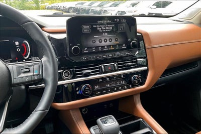 2023 Nissan Pathfinder Platinum