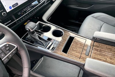 2025 Toyota Sienna Platinum 7 Passenger