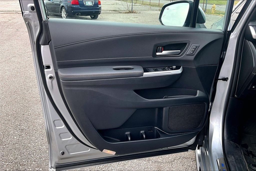 2025 Toyota Sienna Platinum 7 Passenger