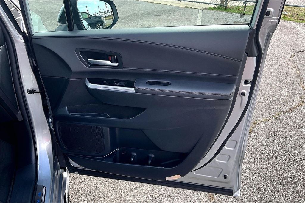 2025 Toyota Sienna Platinum 7 Passenger