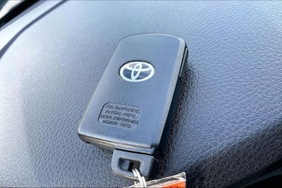 2017 Toyota Tacoma Limited V6