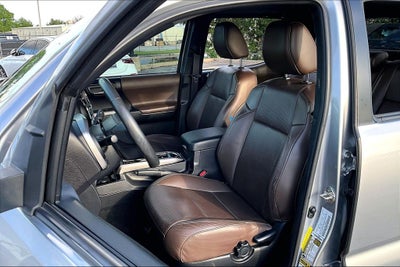 2017 Toyota Tacoma Limited V6