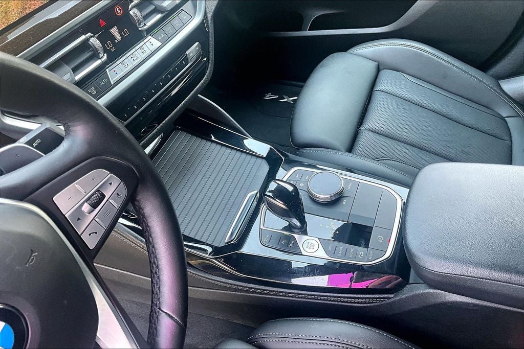 2022 BMW X4 xDrive30i