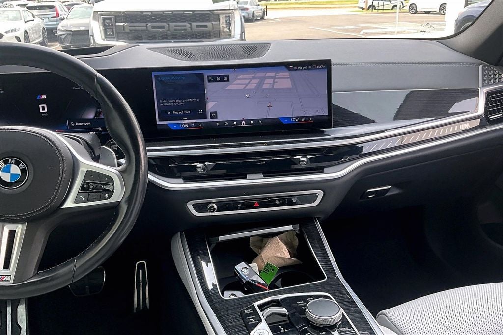 2024 BMW X5 M60i