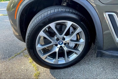 2023 BMW X5 xDrive45e