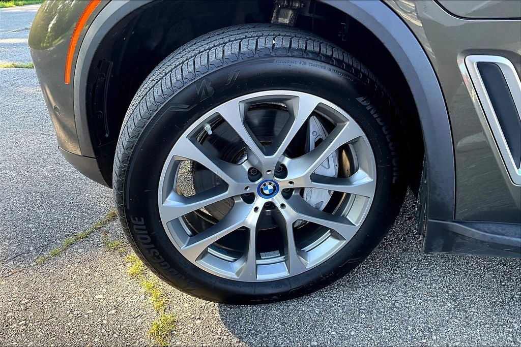 2023 BMW X5 xDrive45e