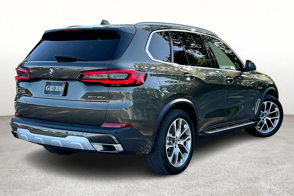 2023 BMW X5 xDrive45e