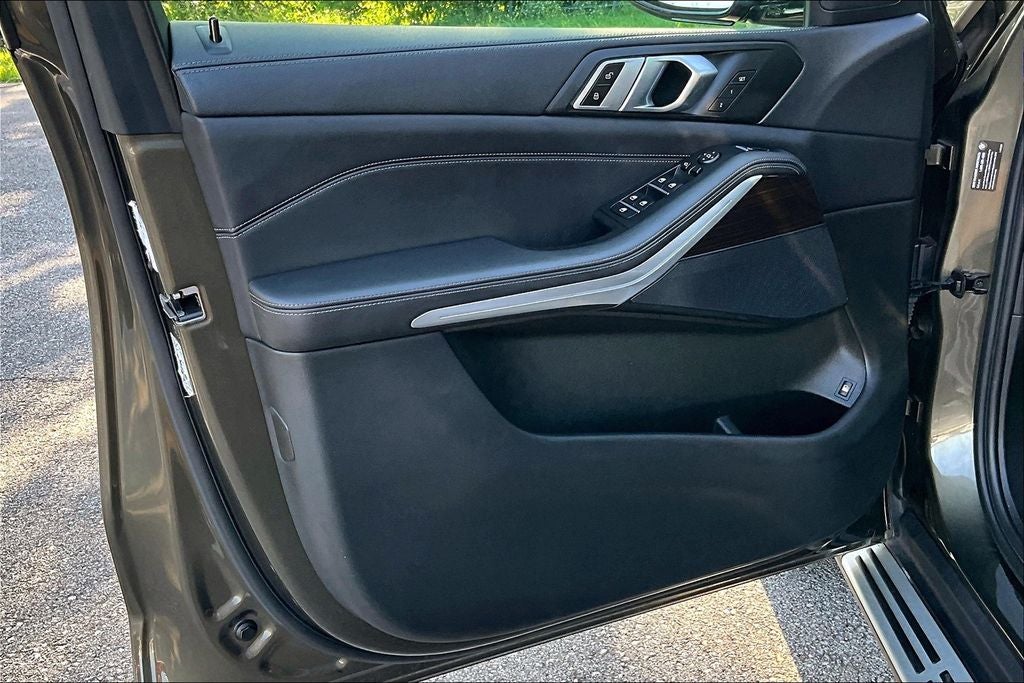 2023 BMW X5 xDrive45e