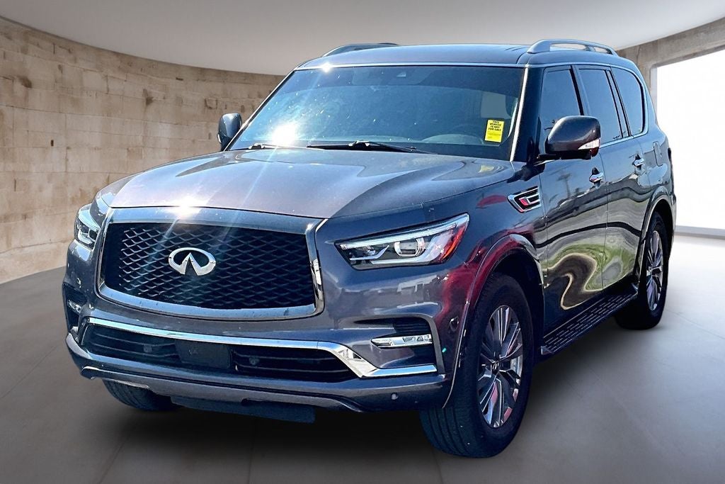 2024 INFINITI QX80 LUXE