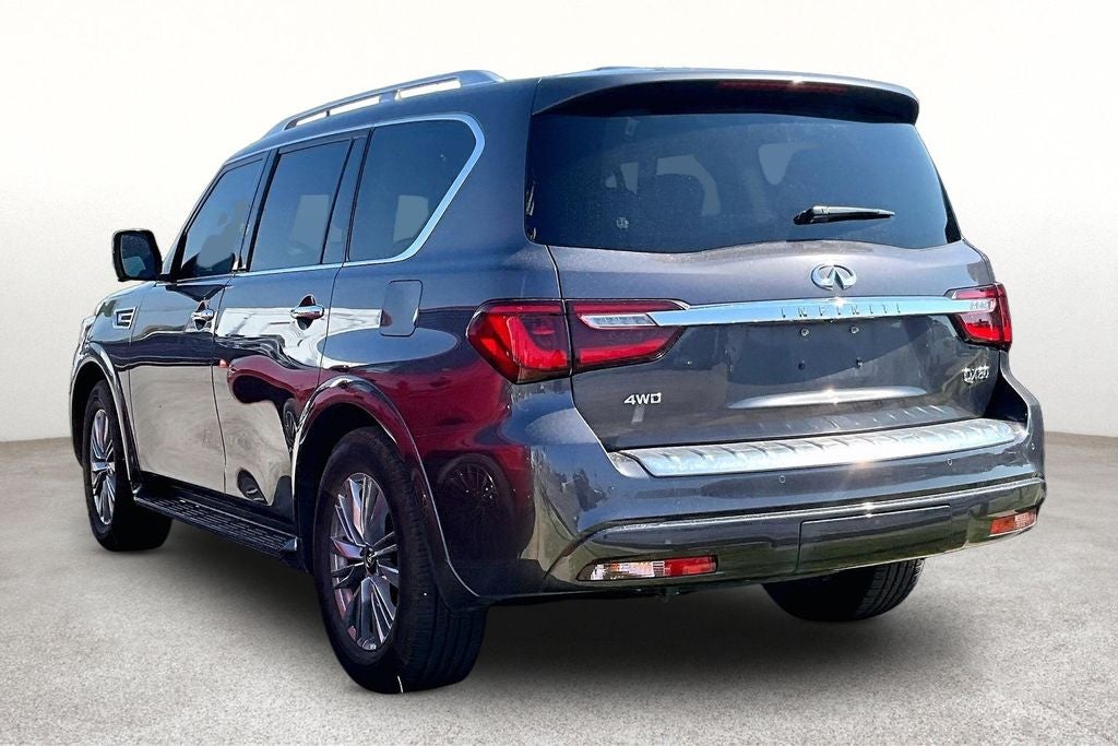 2024 INFINITI QX80 LUXE