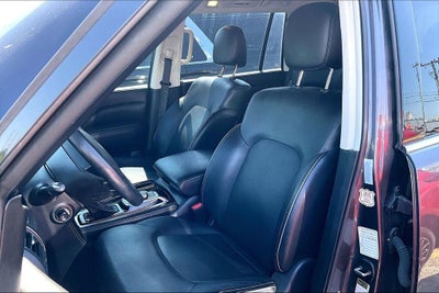 2024 INFINITI QX80 LUXE
