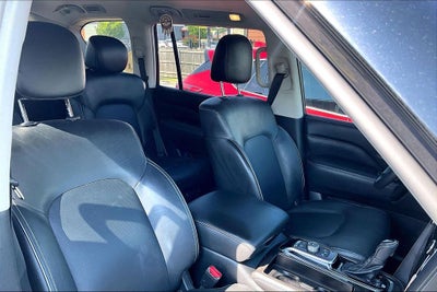 2024 INFINITI QX80 LUXE