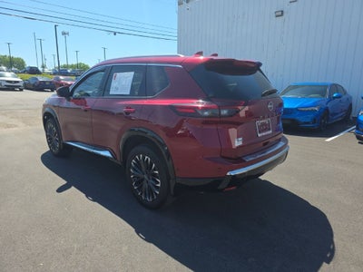 2025 Nissan Rogue Platinum