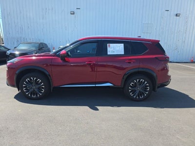 2025 Nissan Rogue Platinum