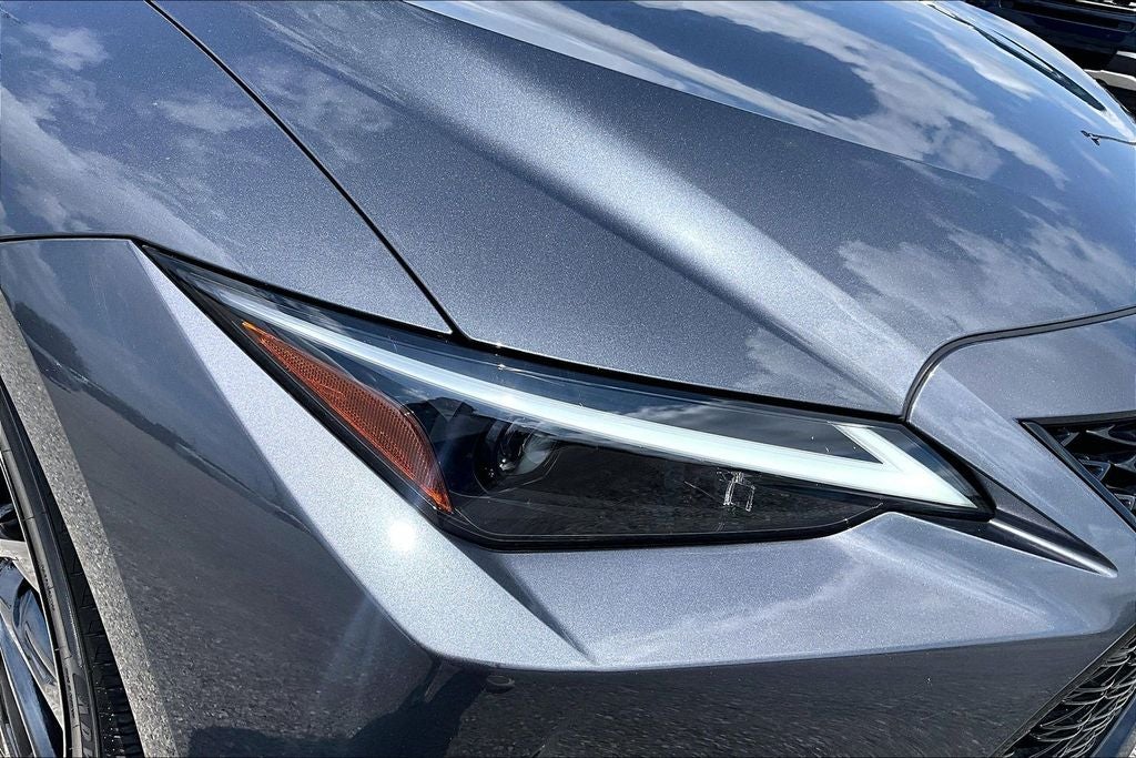 2025 Lexus IS 350 F SPORT Design