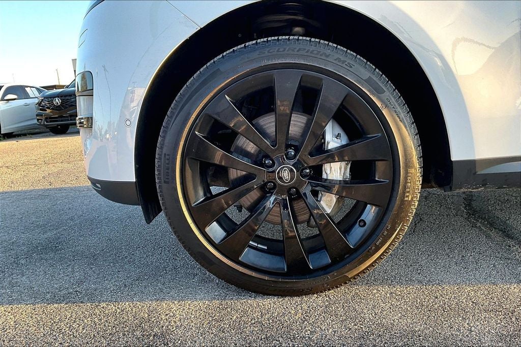 2025 Land Rover Range Rover Sport SE