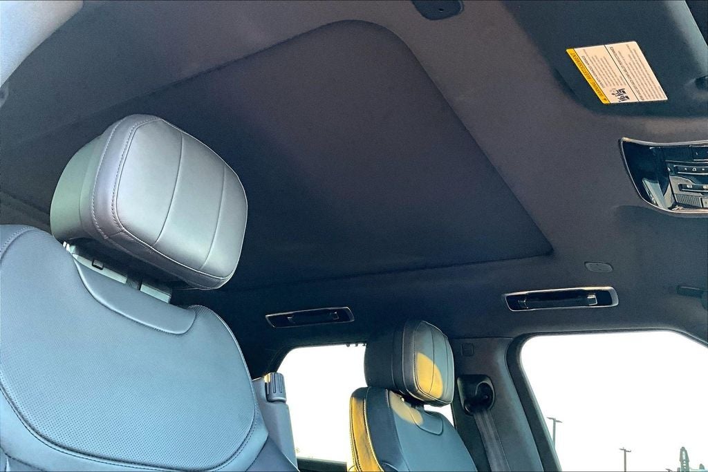 2025 Land Rover Range Rover Sport SE