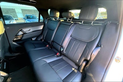 2025 Land Rover Range Rover Sport SE