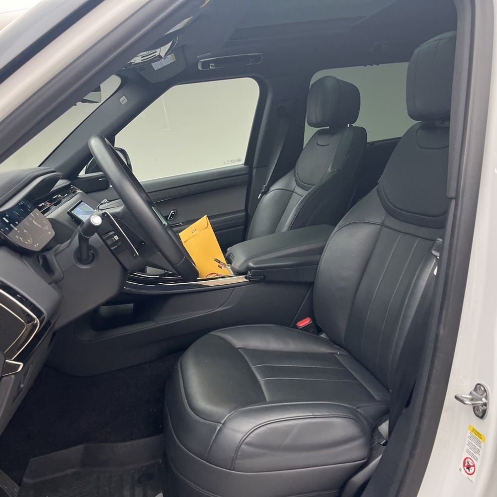 2025 Land Rover Range Rover Sport SE