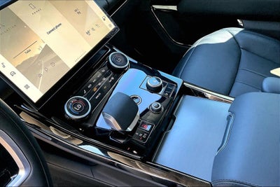 2023 Land Rover Range Rover Sport SE