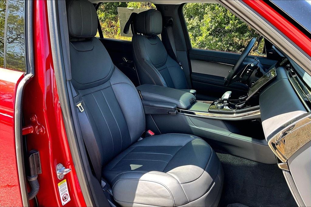 2023 Land Rover Range Rover Sport SE