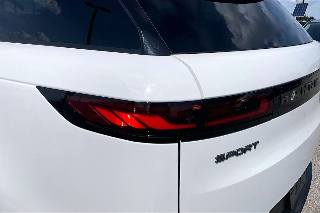 2024 Land Rover Range Rover Sport SE