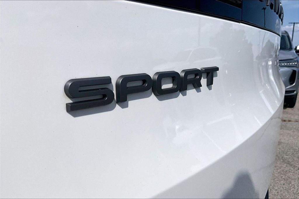 2024 Land Rover Range Rover Sport SE