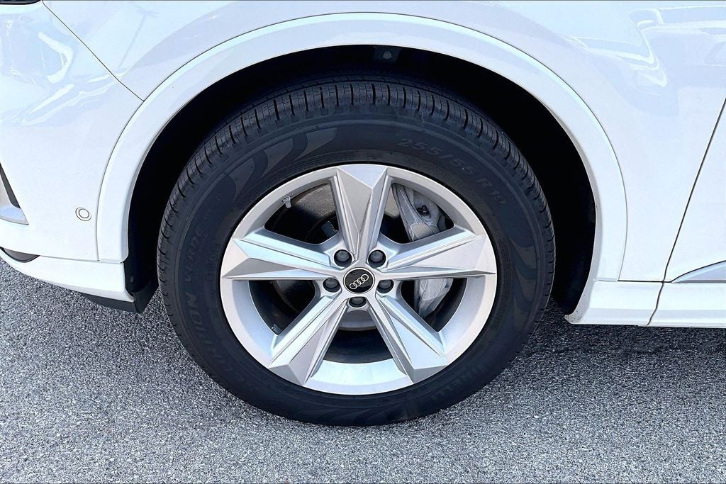 2022 Audi Q7 45 Premium quattro