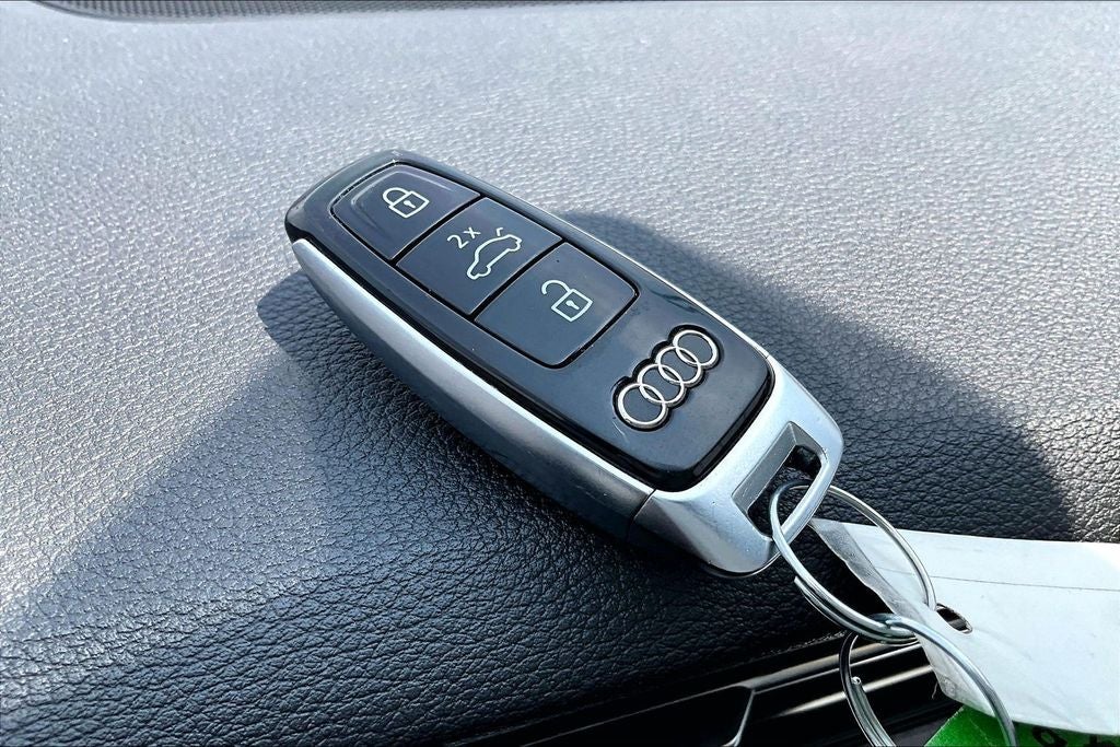 2022 Audi Q7 45 Premium quattro