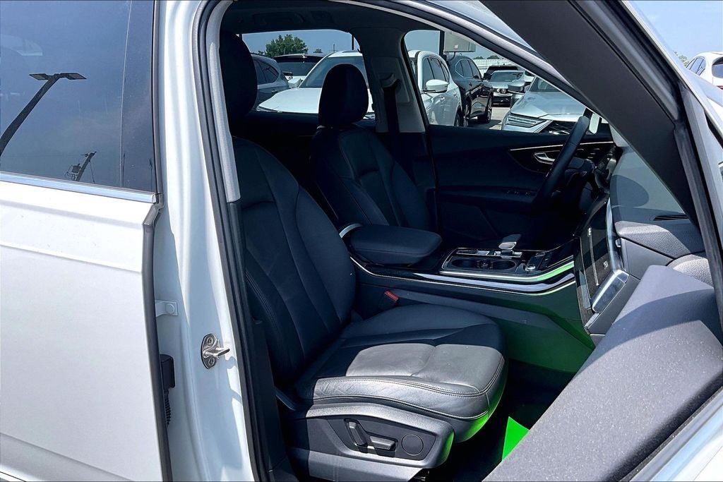 2022 Audi Q7 45 Premium quattro