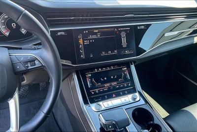 2021 Audi Q8 55 Prestige quattro