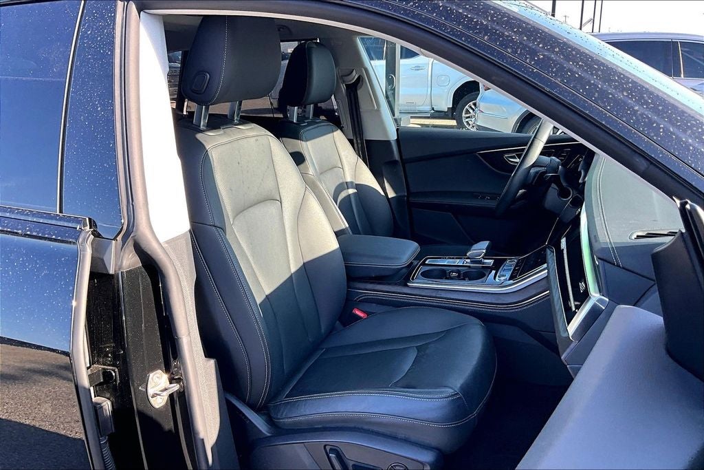 2023 Audi Q8 55 Prestige quattro