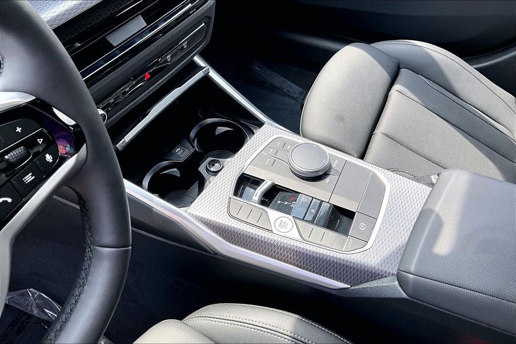 2025 BMW 3 Series 330i xDrive