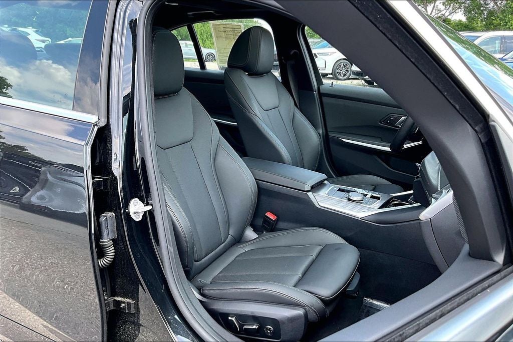 2025 BMW 3 Series 330i xDrive