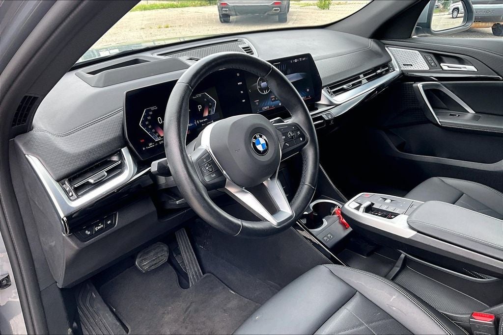 2025 BMW X2 xDrive28i