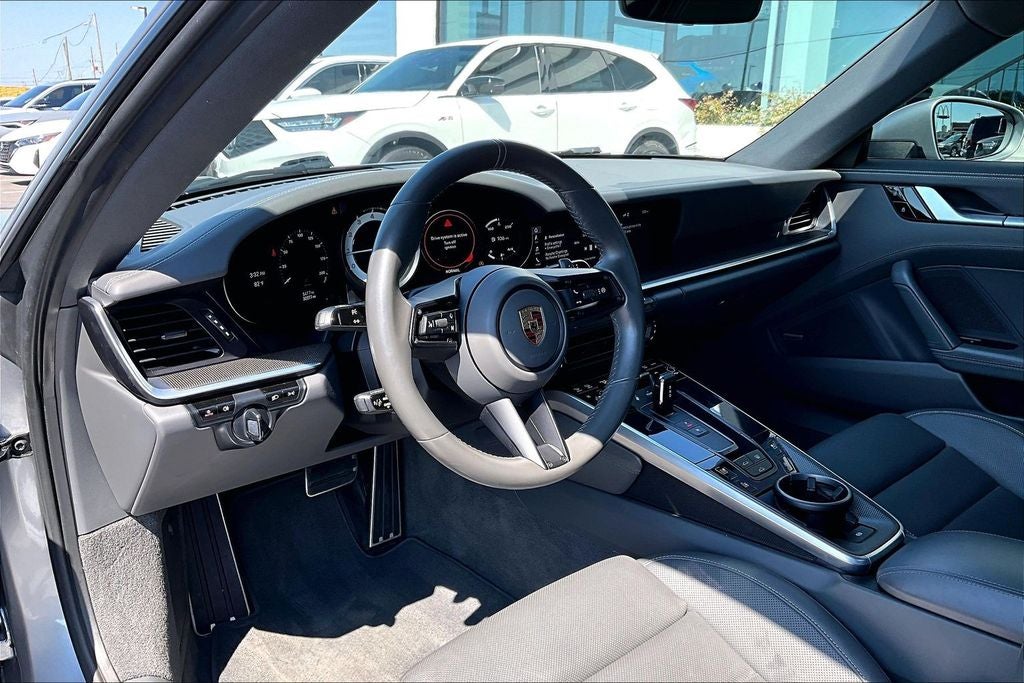 2021 Porsche 911 Carrera