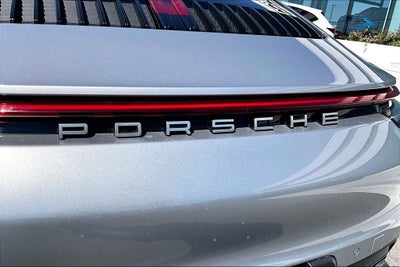 2021 Porsche 911 Carrera