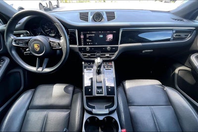 2022 Porsche Macan Base