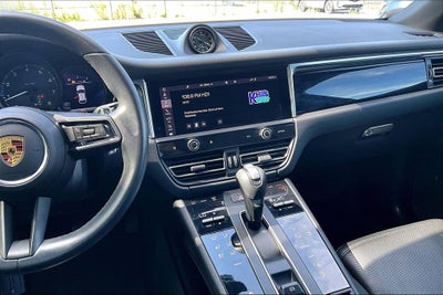 2022 Porsche Macan Base