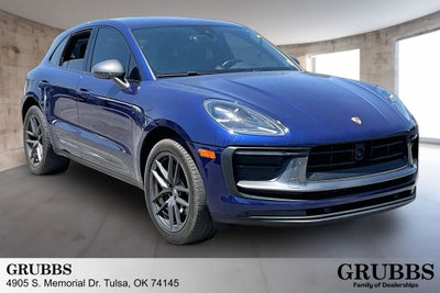 2023 Porsche Macan T